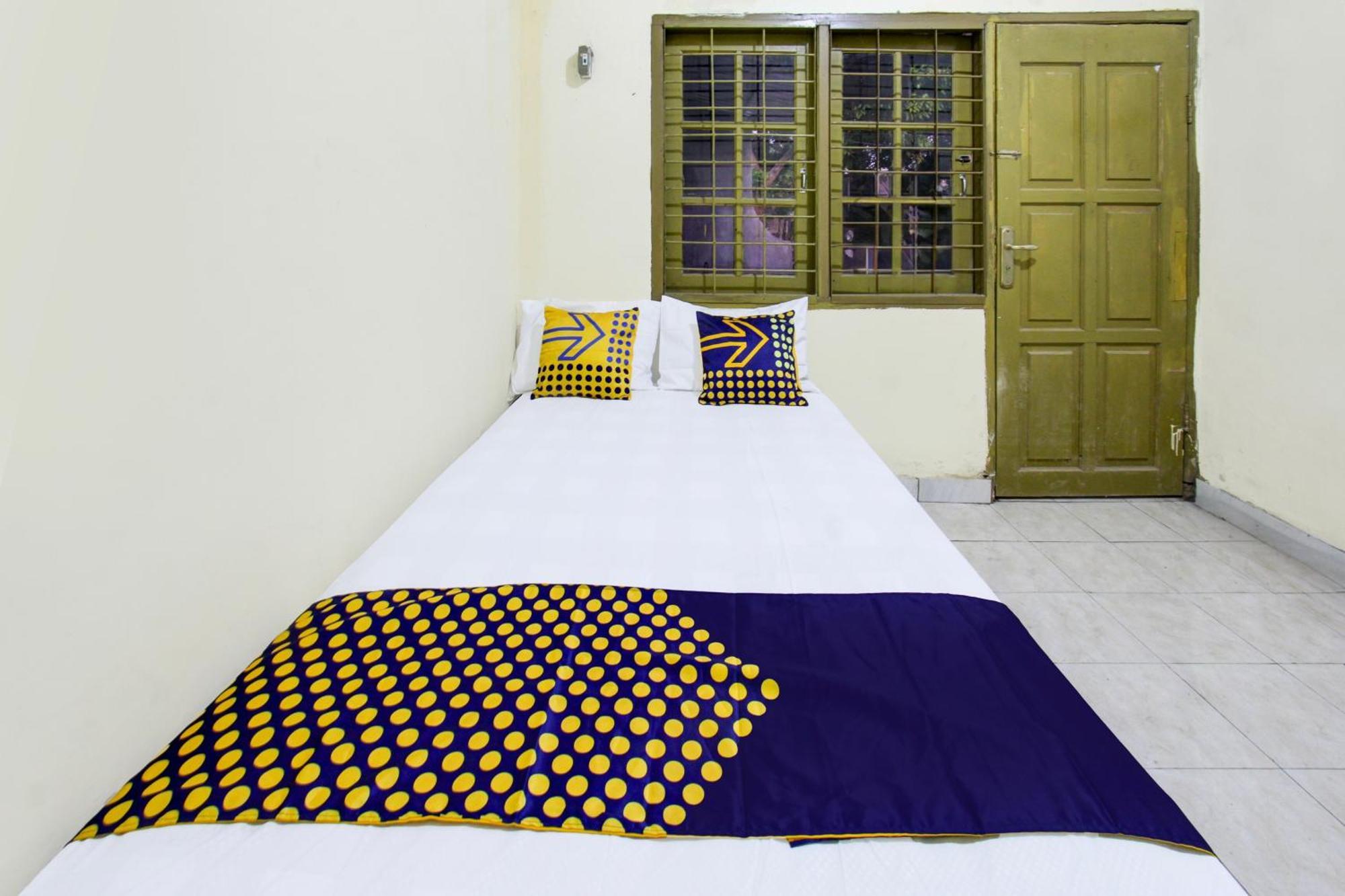 Oyo Life 93284 Kos Cendana Raya Hotel Mataram Exterior foto